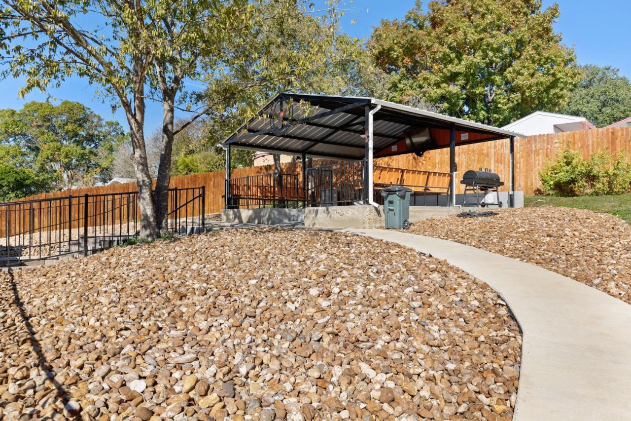 Cyc Eclectic Back House With Bbq Gazebo Villa ซานอันโตนิโอ ภายนอก รูปภาพ