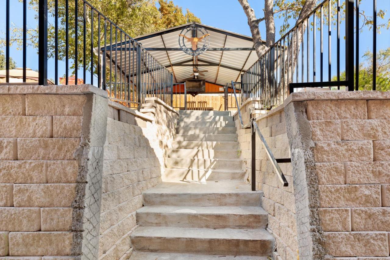 Cyc Eclectic Back House With Bbq Gazebo Villa ซานอันโตนิโอ ภายนอก รูปภาพ